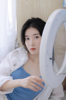 奶头被民工吃了一晚上